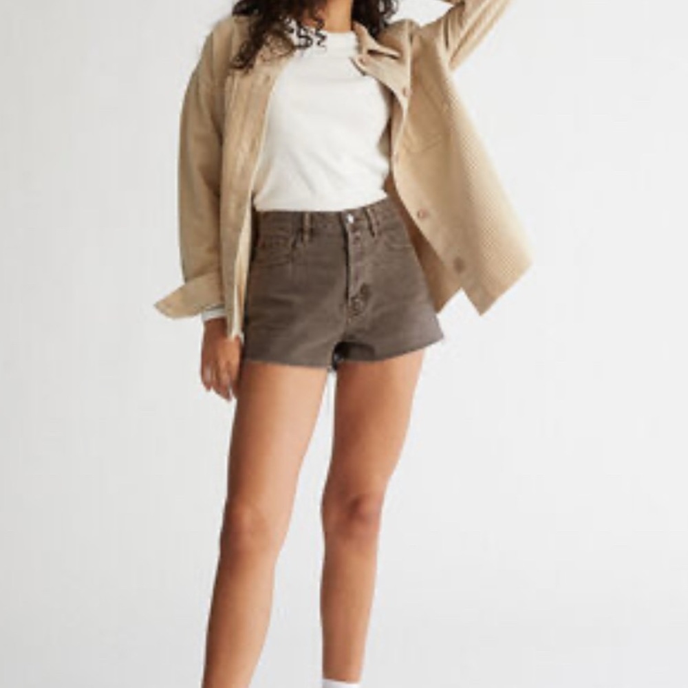 Pacsun Brown Vintage High Rise Jean Shorts Size 26